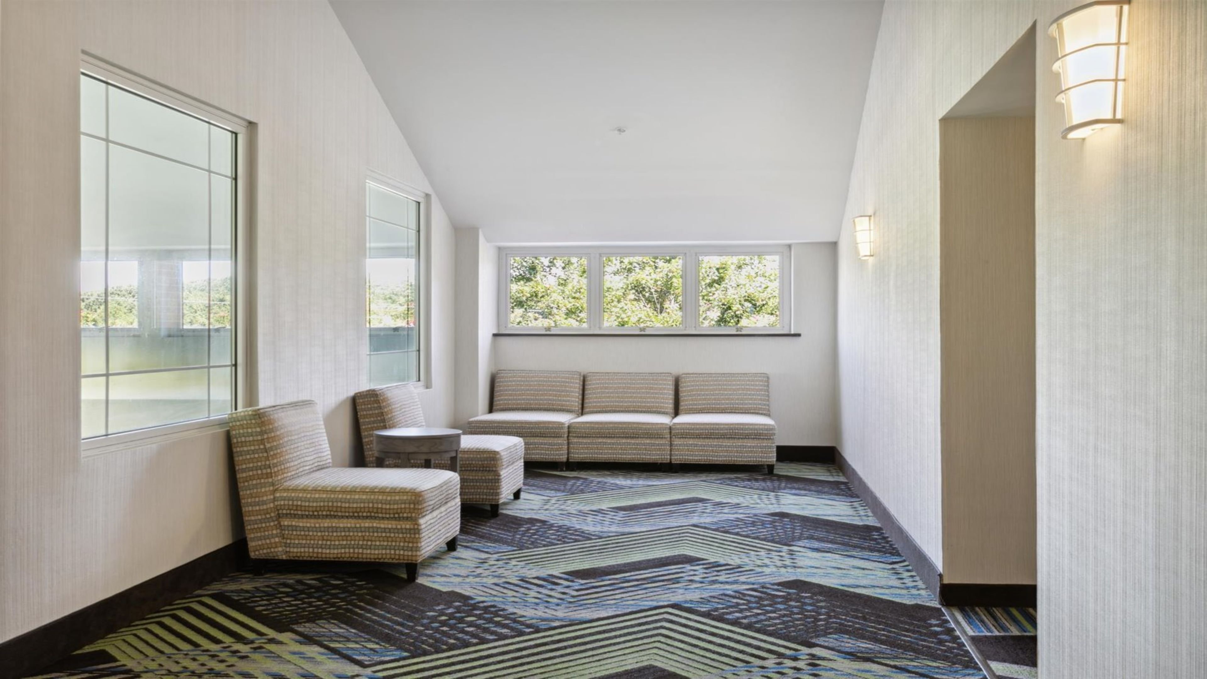 Holiday Inn Express Williamsburg North 35/71