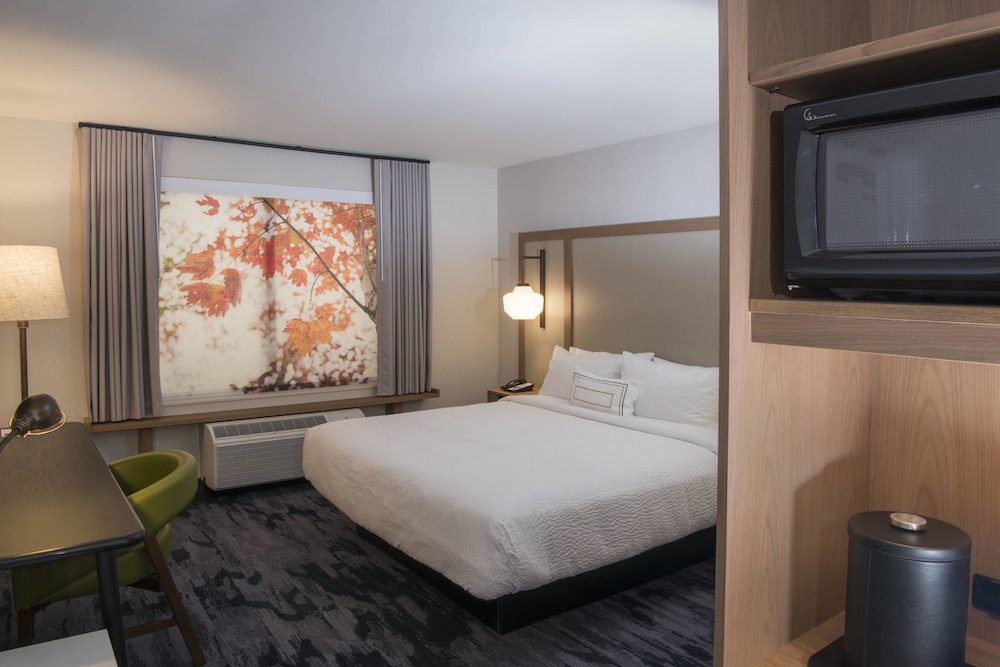 Fairfield Inn & Suites By Marriott Savannah Sw/Richmond Hill 14/53