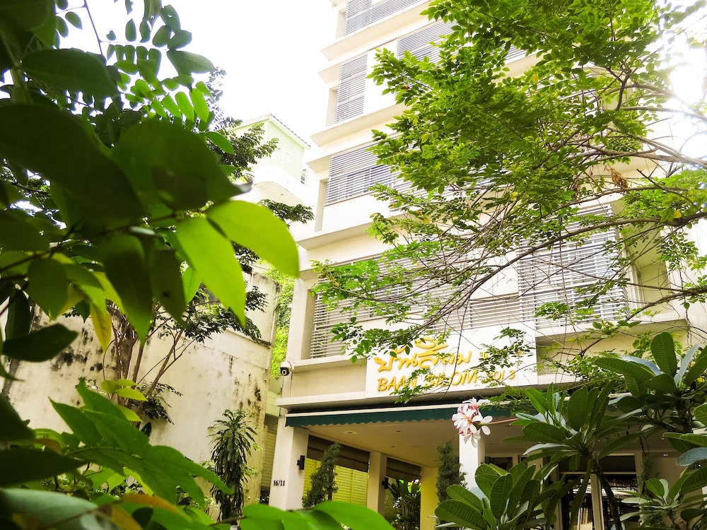 BAAN SILOM SOI 3 51/51