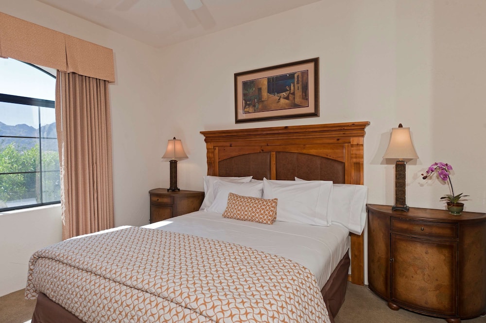 Embassy Suites La Quinta & Spa 25/85