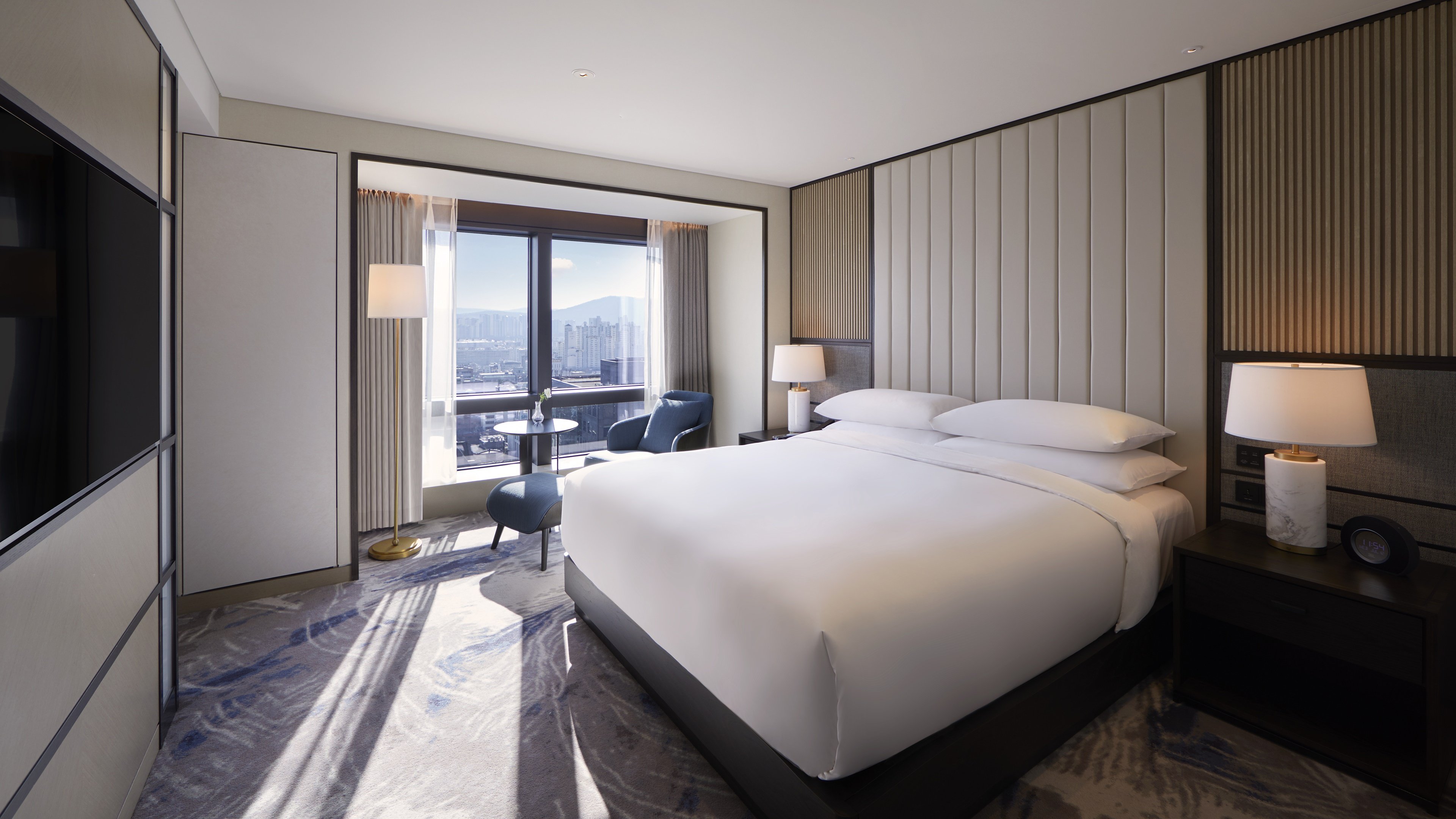 Club Intercontinental, Junior Suite, King Bed