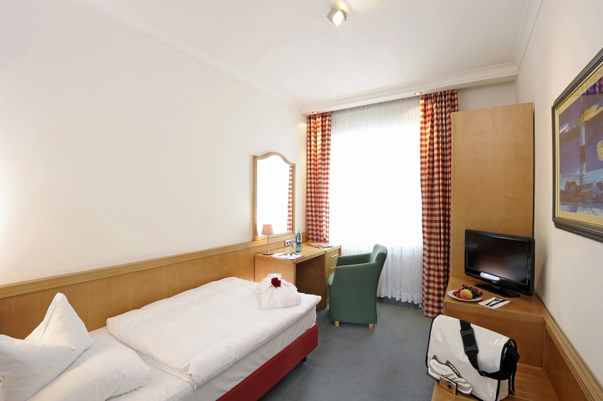 Baseler Hof Hotel 8/50