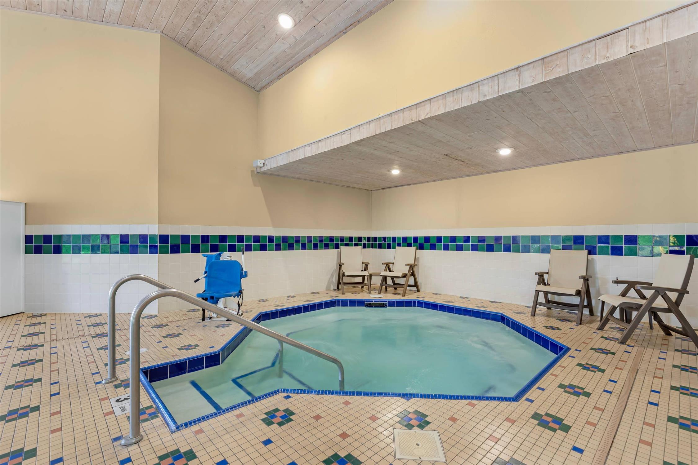 Country Inn & Suites By Radisson, Des Moines West, IA 21/48