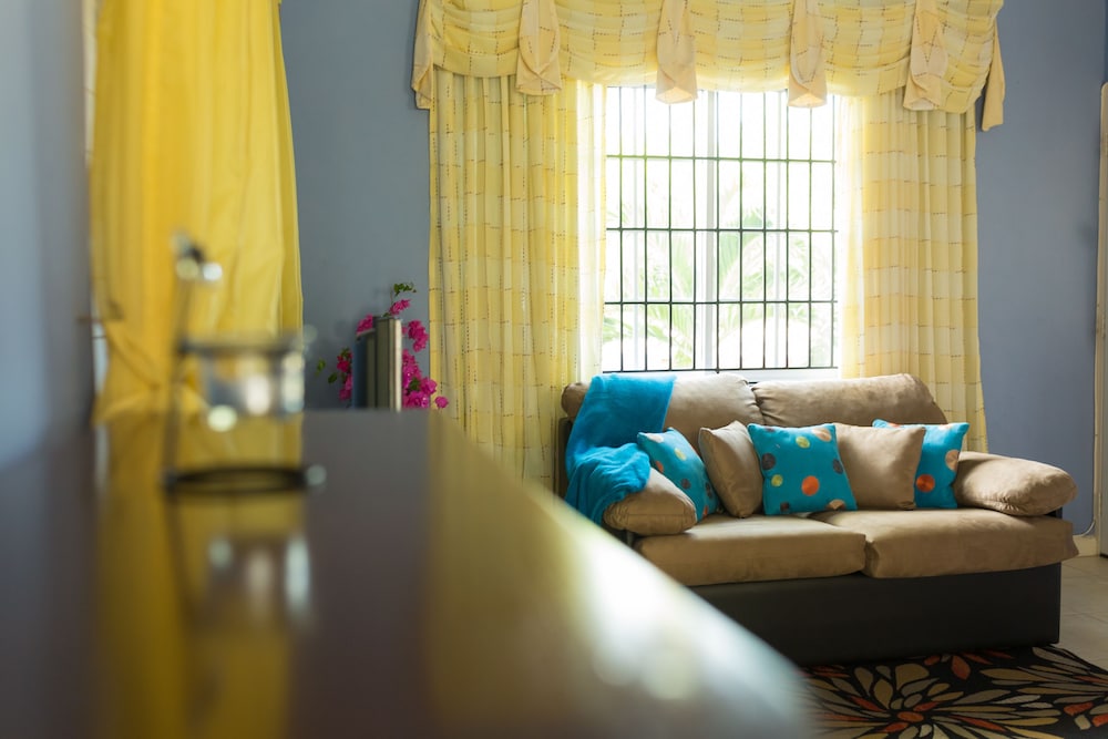New Kingston Apt At Wellington Cove 15/27