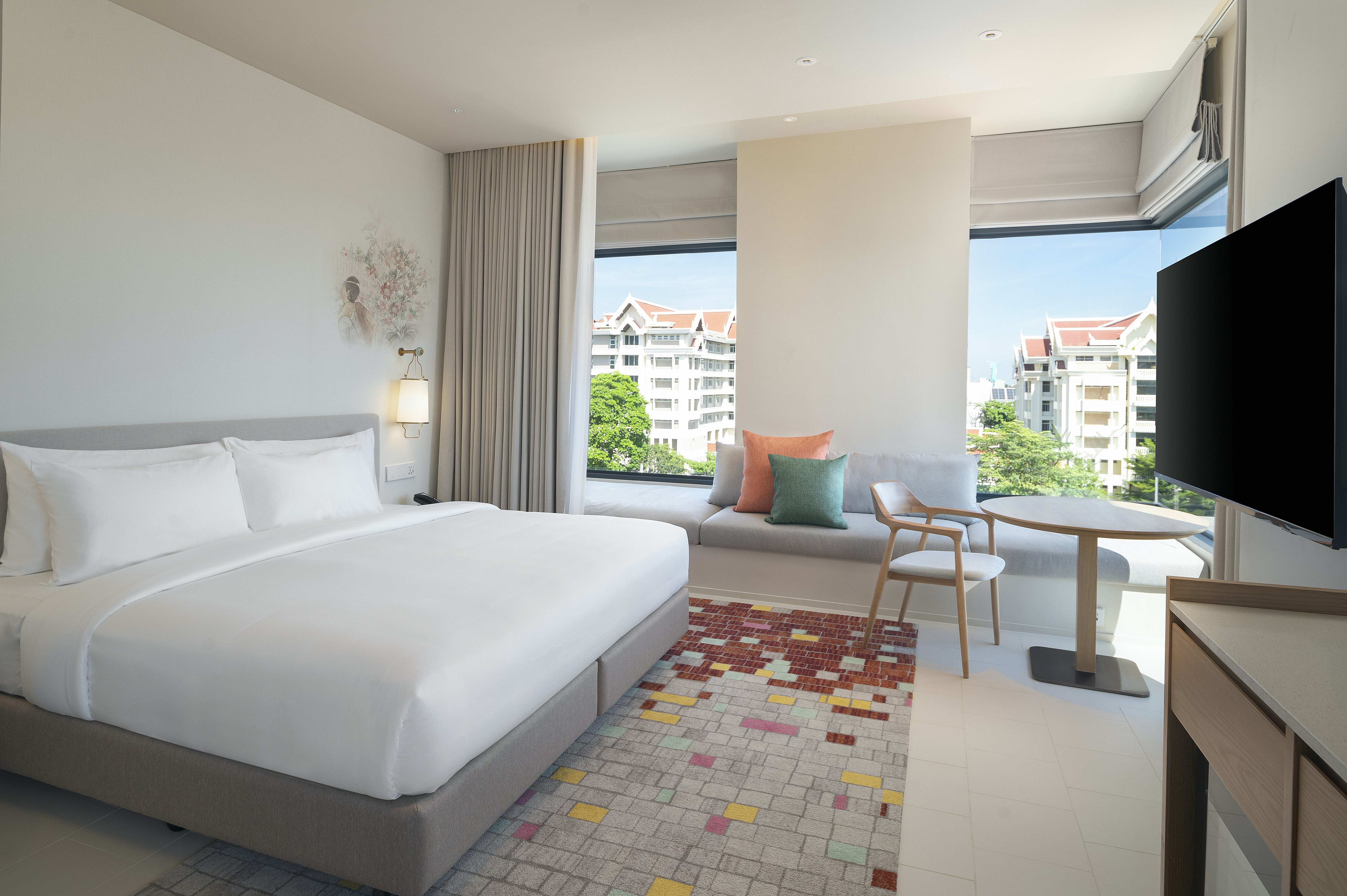 PREMIUM, DELUXE, KING BED