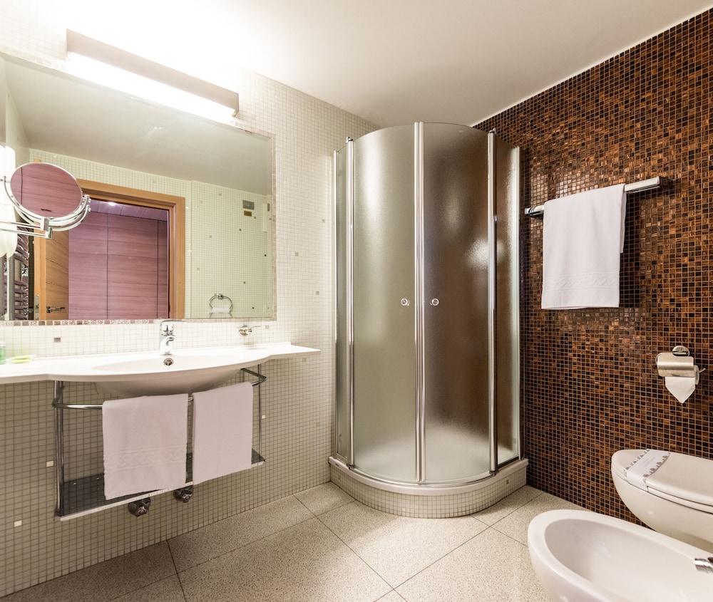 Hotel Antares 7/70