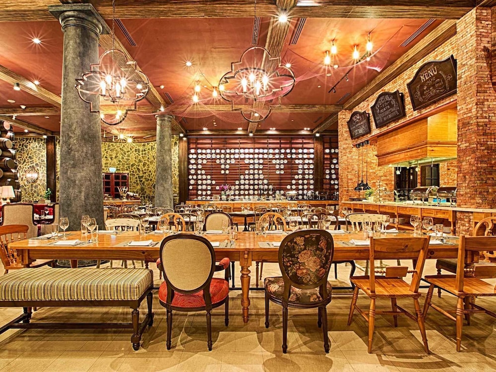 Mercure Danang French Village Bana Hills 55/73