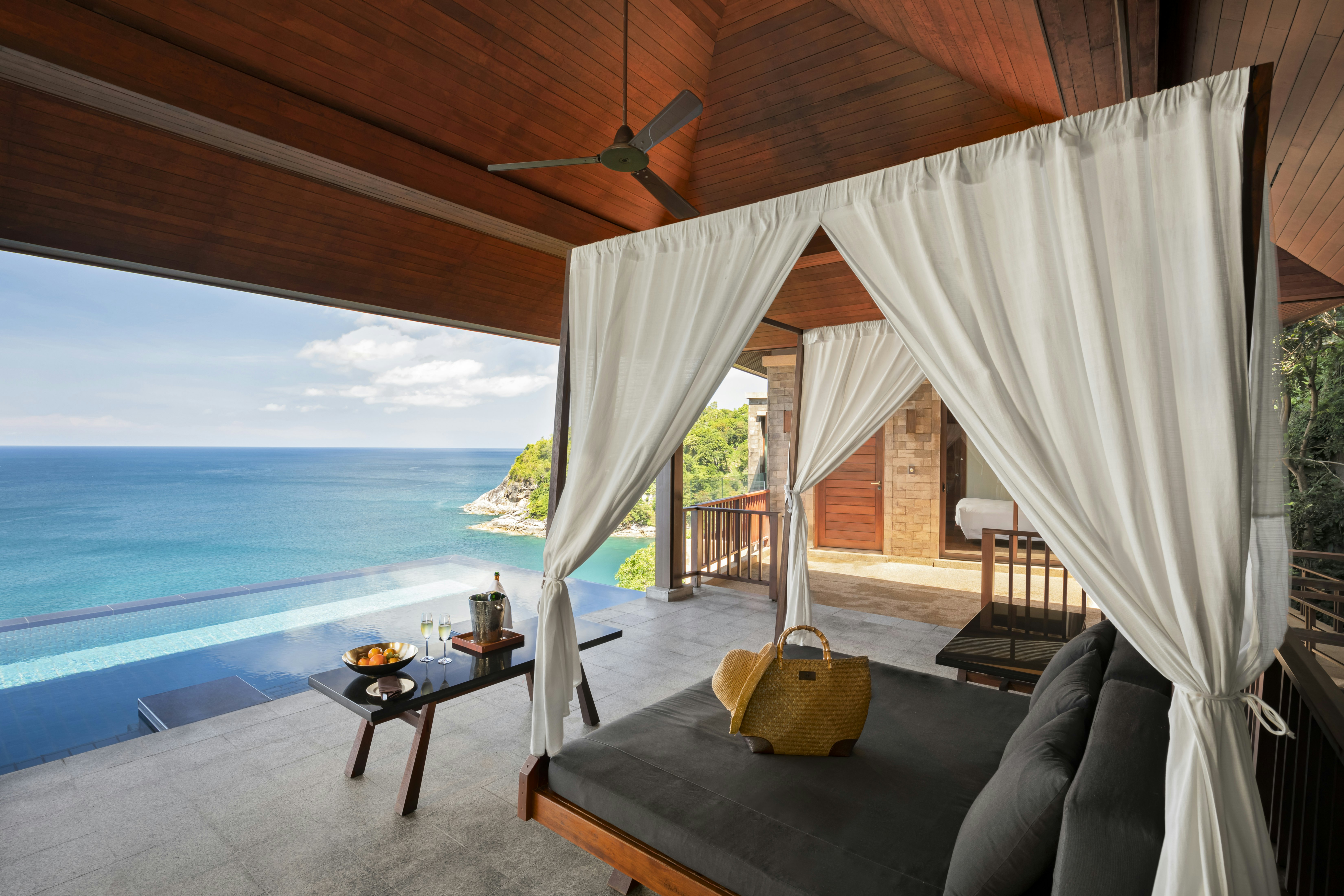 Paresa Resort Phuket 38/90