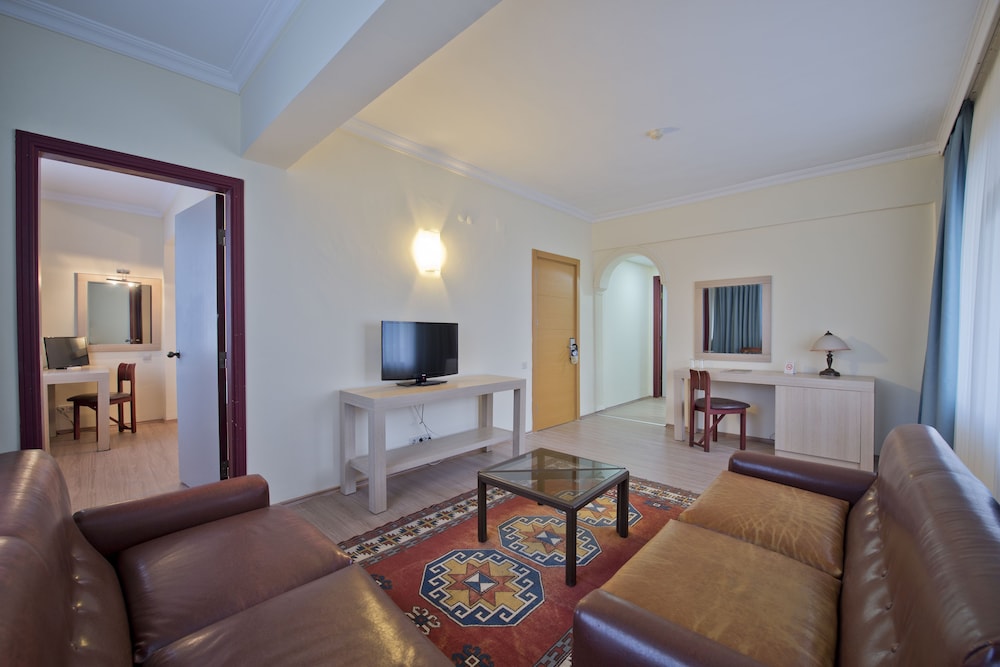 Nashira City Resort Hotel 25/50