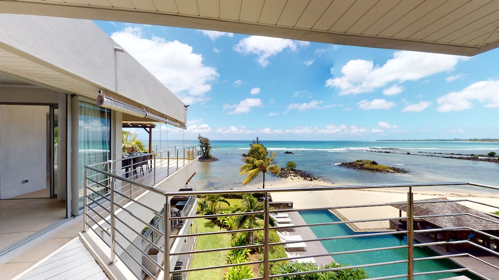 Bon Azur Beachfront Suites Penthouses By Lov 66/78