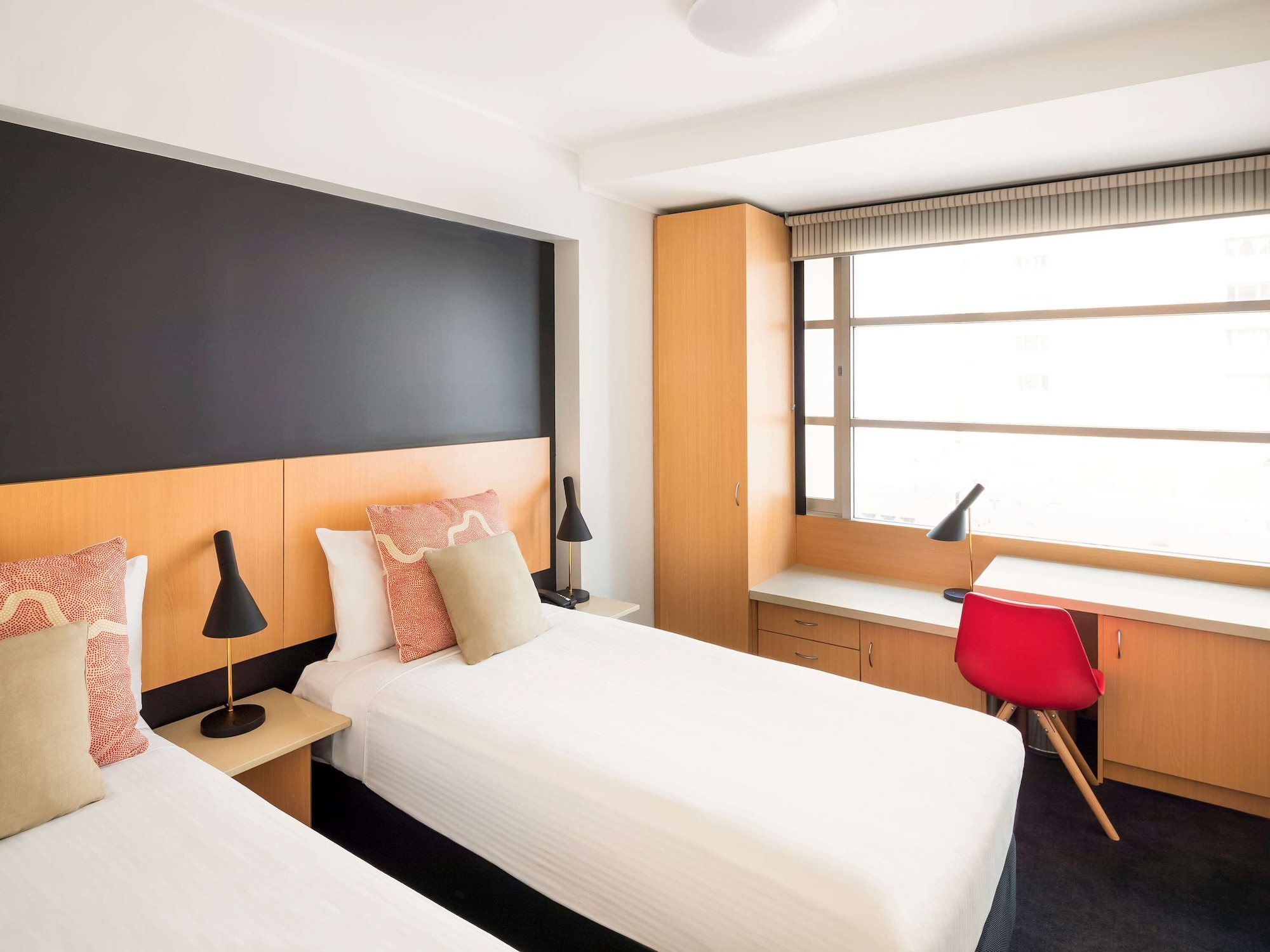 STANDARD, 3 BEDS