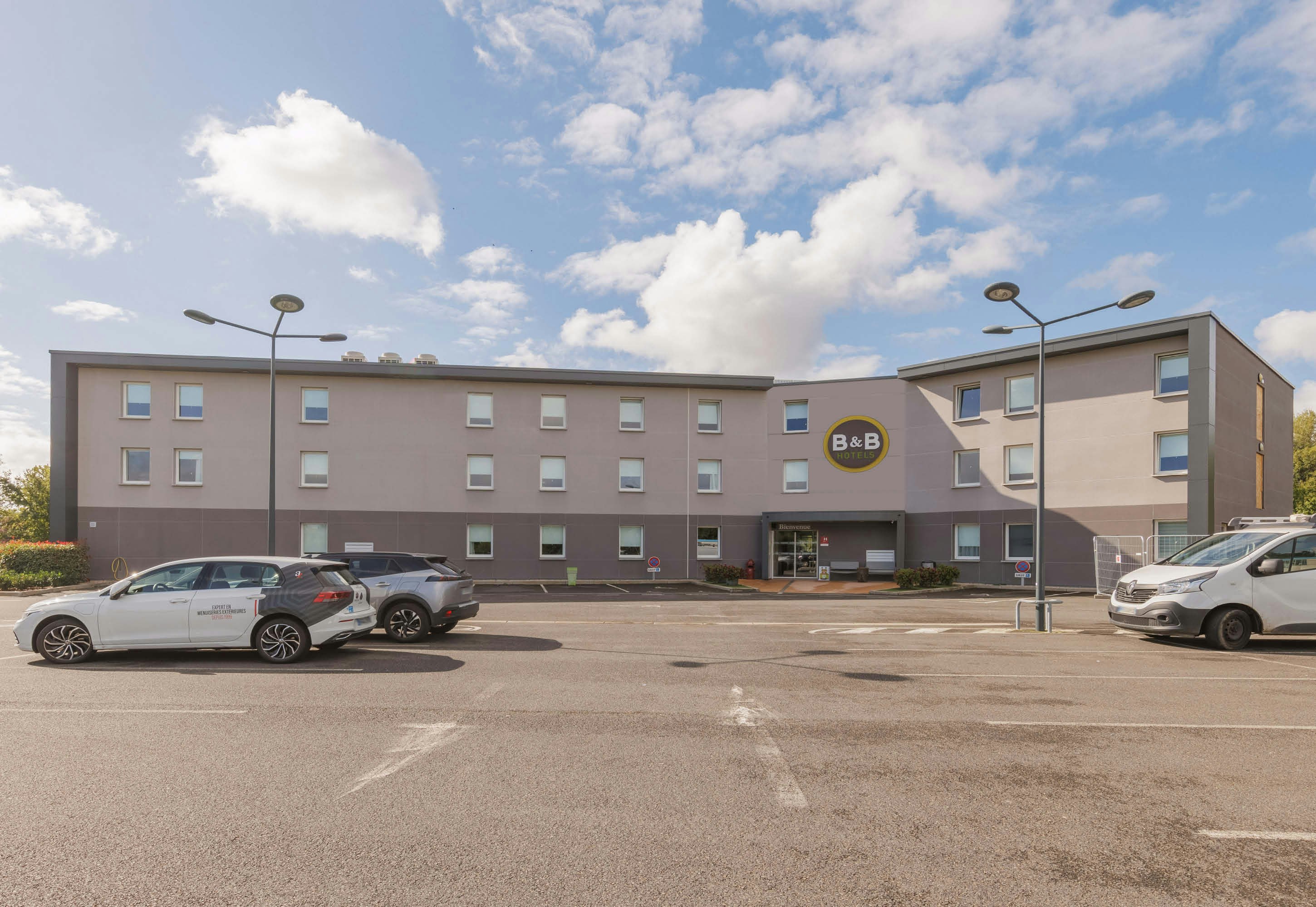 B&B Hotel Clermont Ferrand Nord Riom 43/47