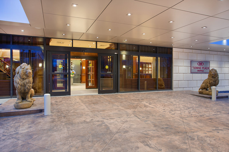 Crowne Plaza Hotel Knoxville Downtown University 74/81