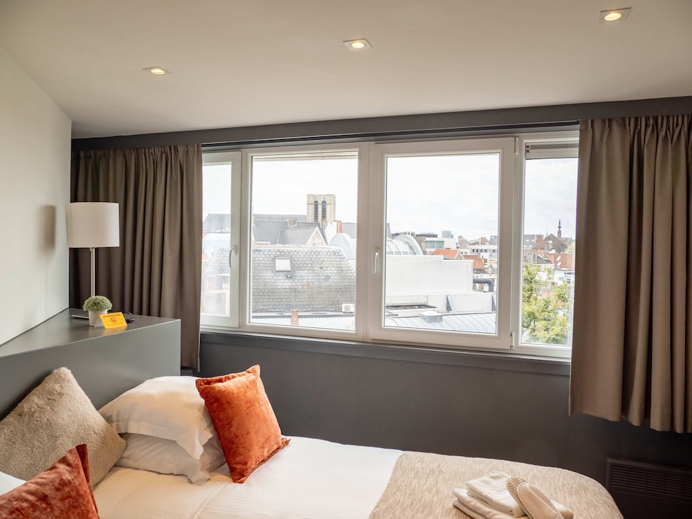 Hotel Gravensteen 19/50
