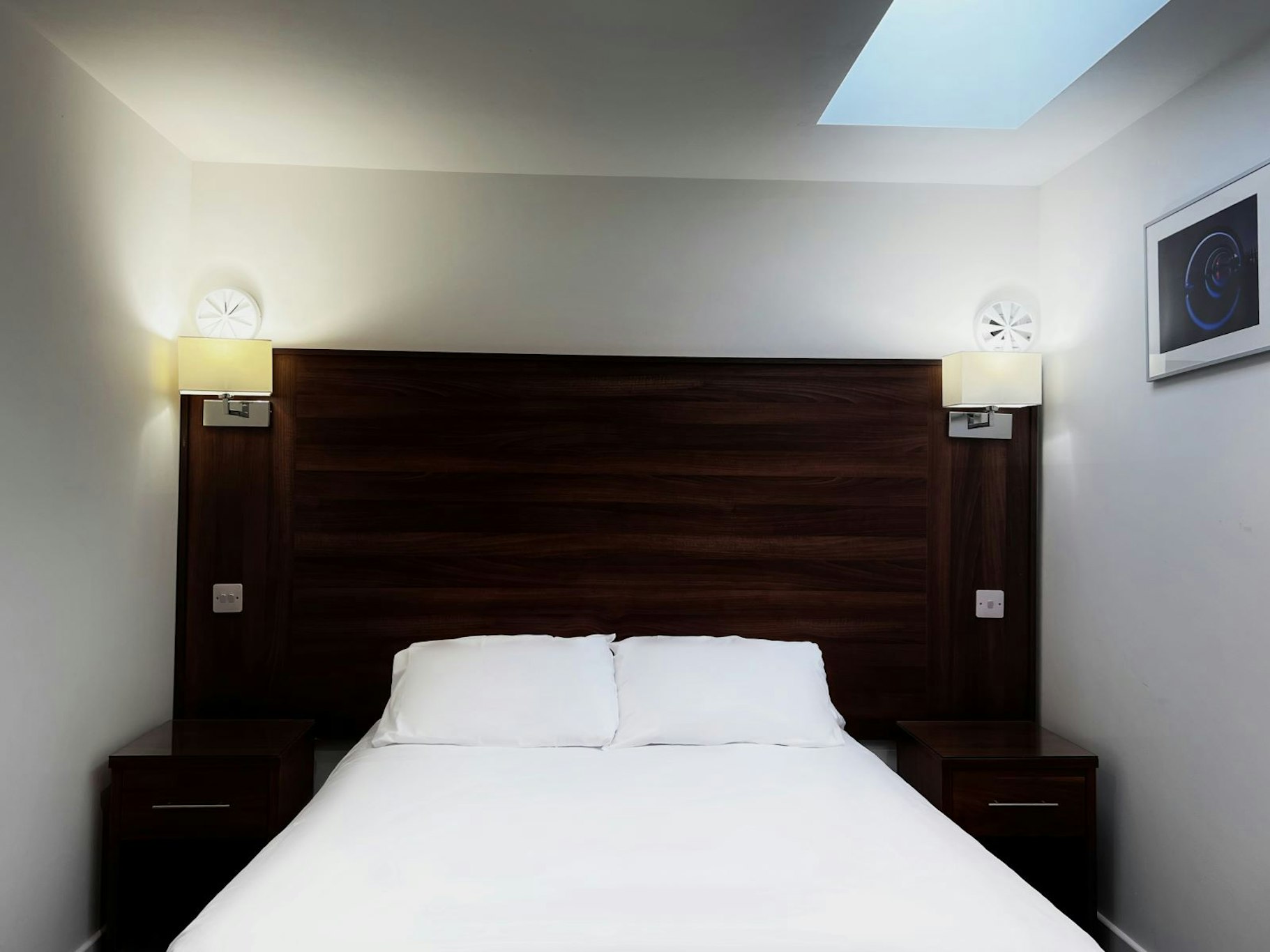 Park Hotel 12/33
