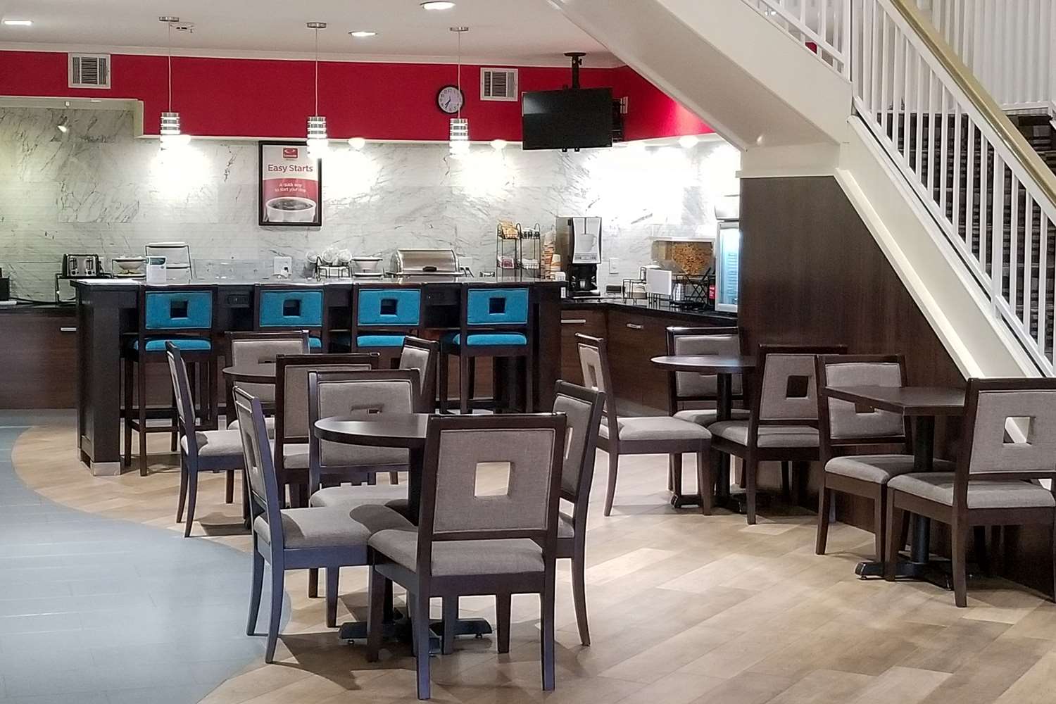Econo Lodge Inn and Suites East Houston I-10 26/33
