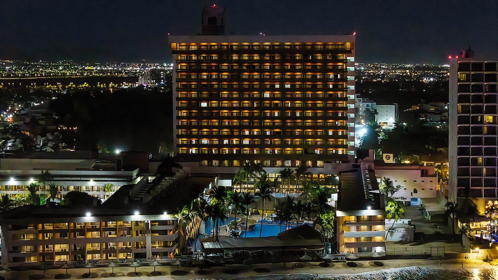 El Cid Castilla Beach Hotel 1/50