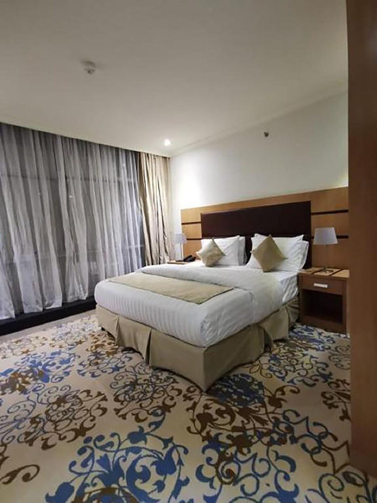 فندق أوزون(Ozone hotel) 6/21