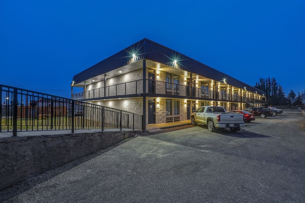 Motel6 Brooks, AB 36/43