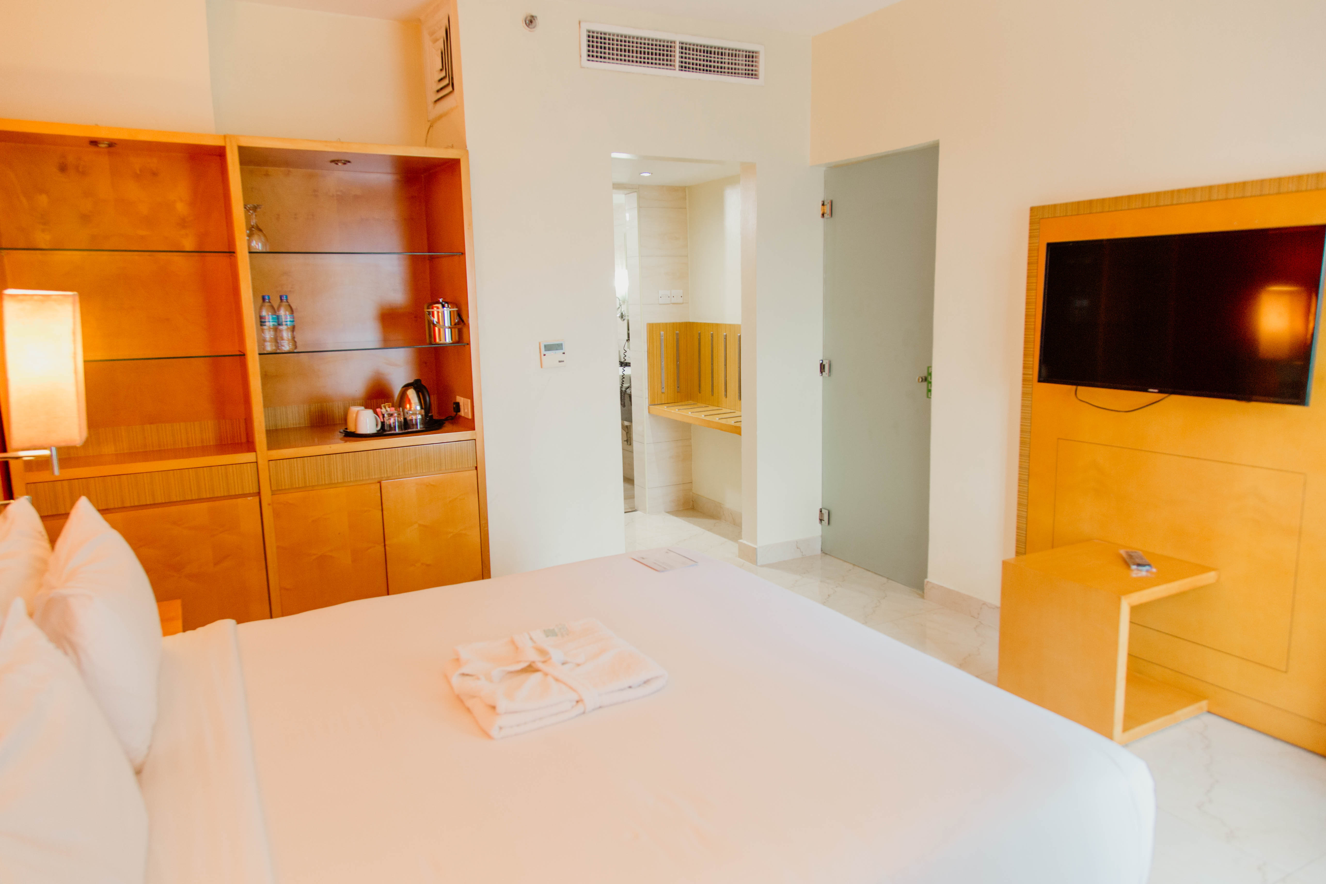 Holiday Inn Dar Es Salaam City Center 18/76