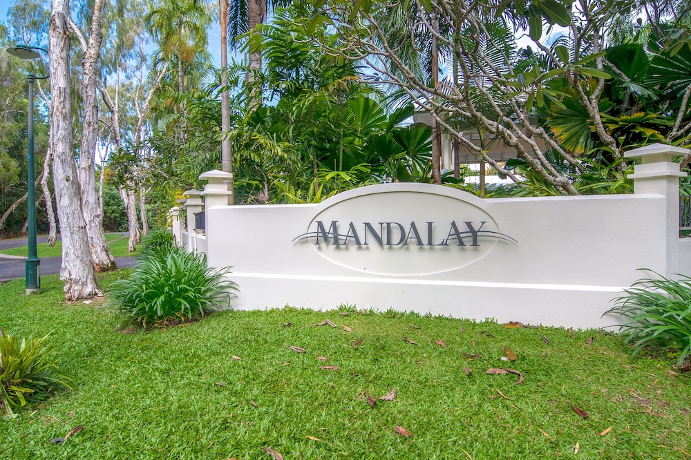 Mandalay Luxury Beachfront Apartments 52/59