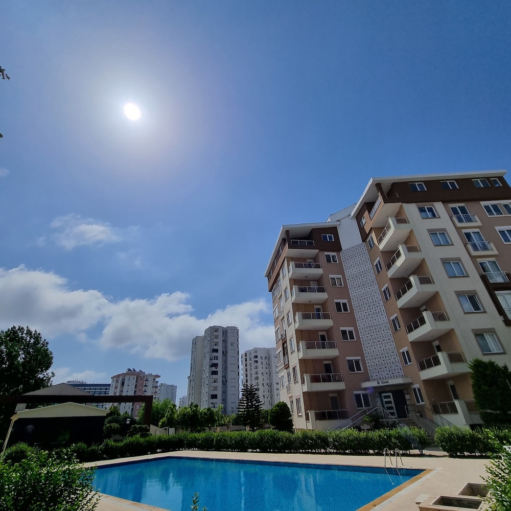 River Park Residence Lara 4/49