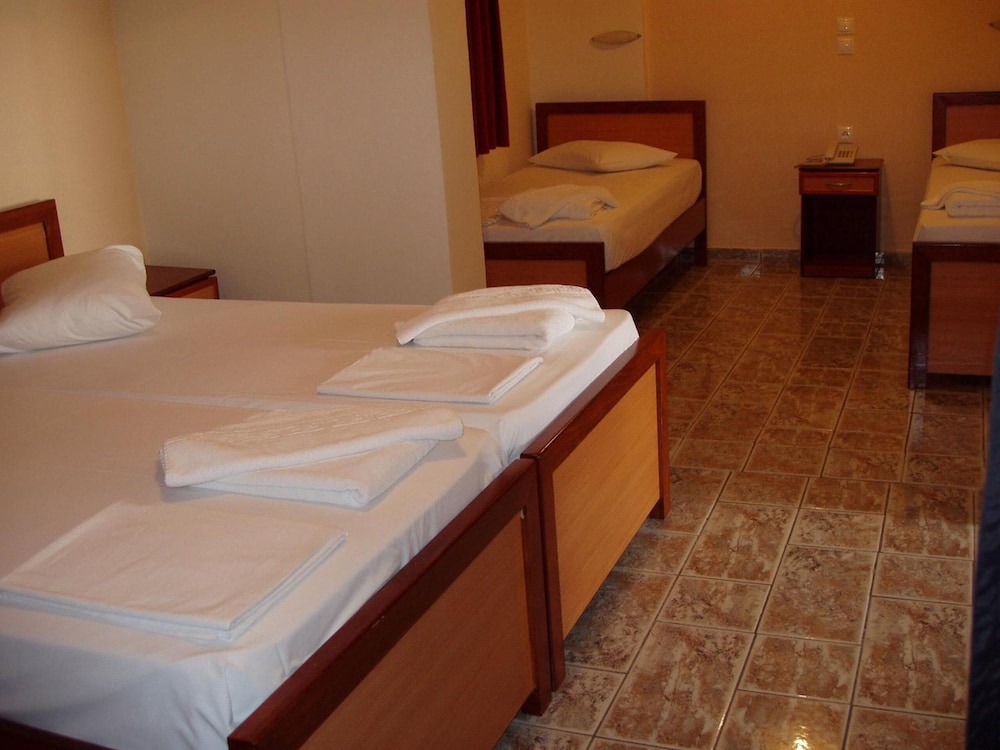 Faros 1 Hotel 27/67