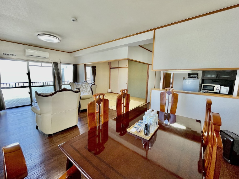 Hotel Tenshi Kan Kumoji 40/57