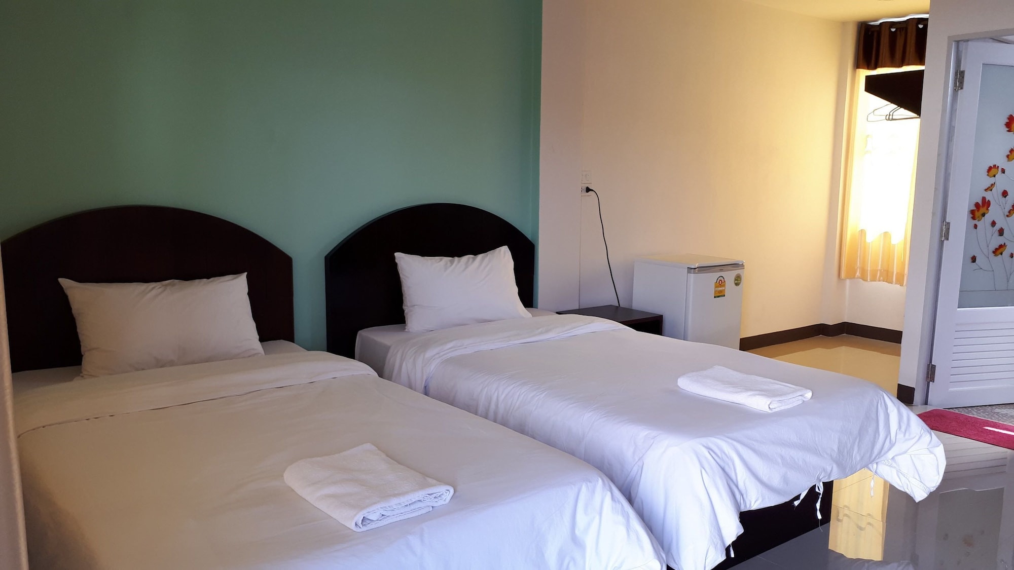 STANDARD, TWIN BEDS