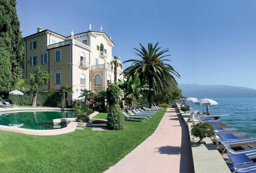 Hotel Monte Baldo and Villa Acquarone 40/49