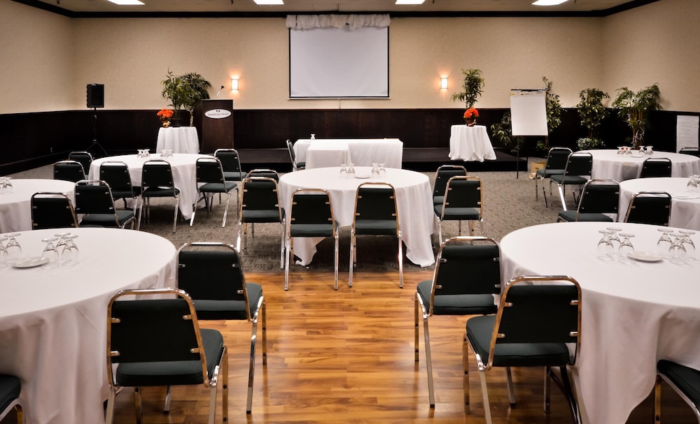 Sandman Hotel Lethbridge 41/46