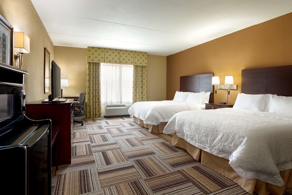 Hampton Inn Knoxville East 11/55