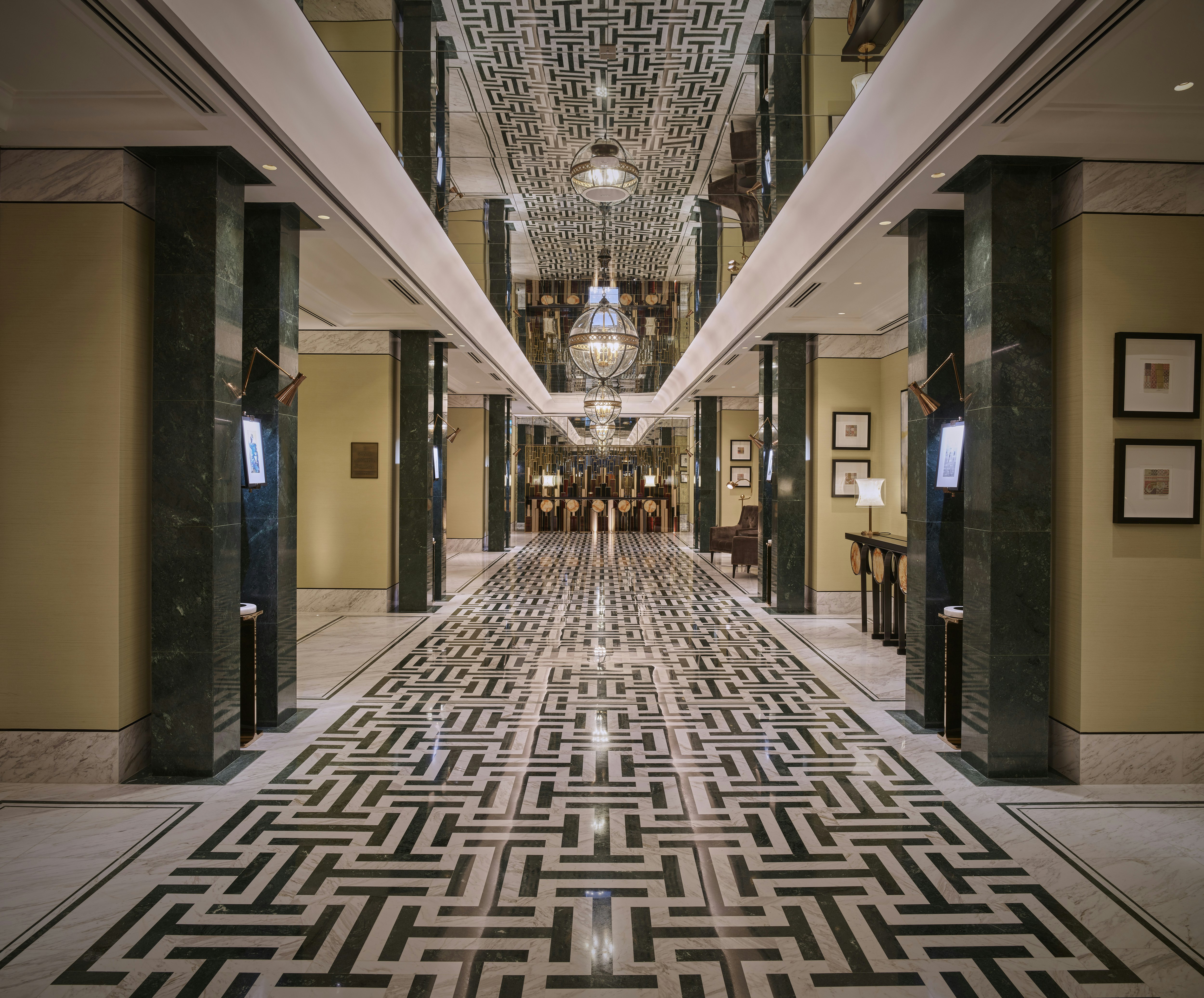Waldorf Astoria Dubai International Financial Centre 56/60