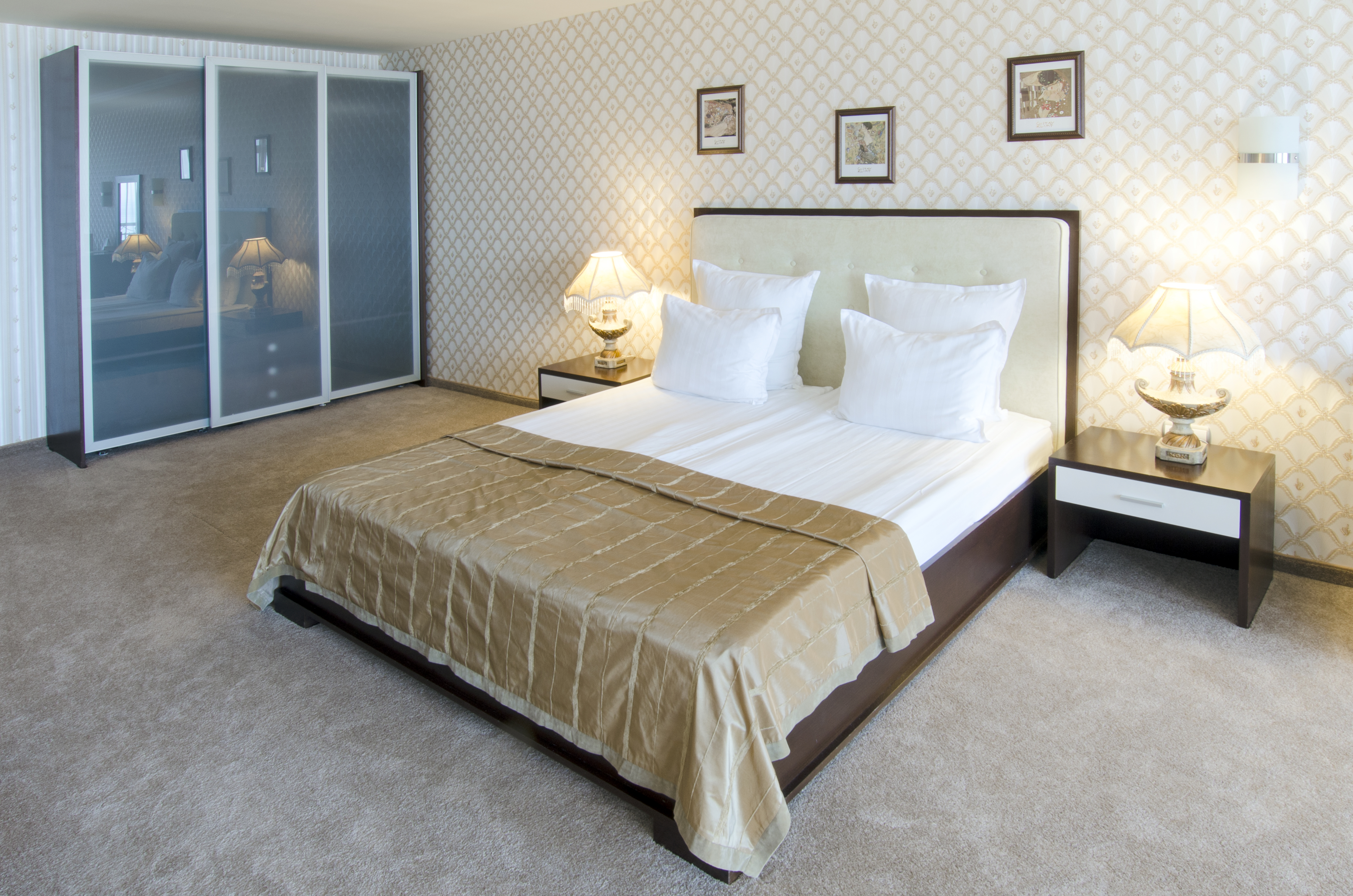 Admiral Hotel 9/36