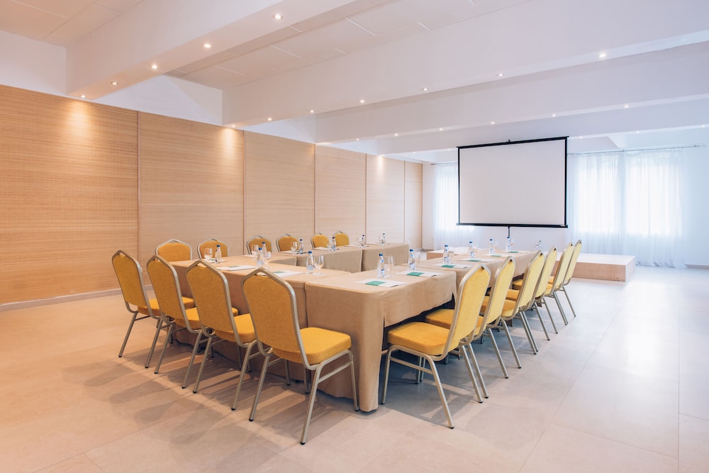 Iberostar Waves Herceg Novi 57/68