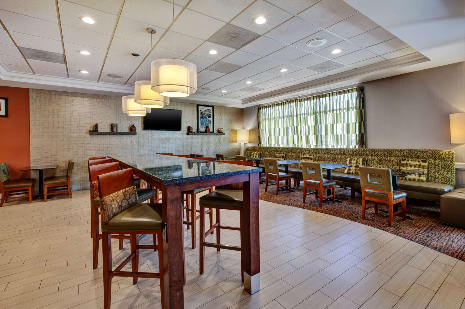 restaurant cafeteria