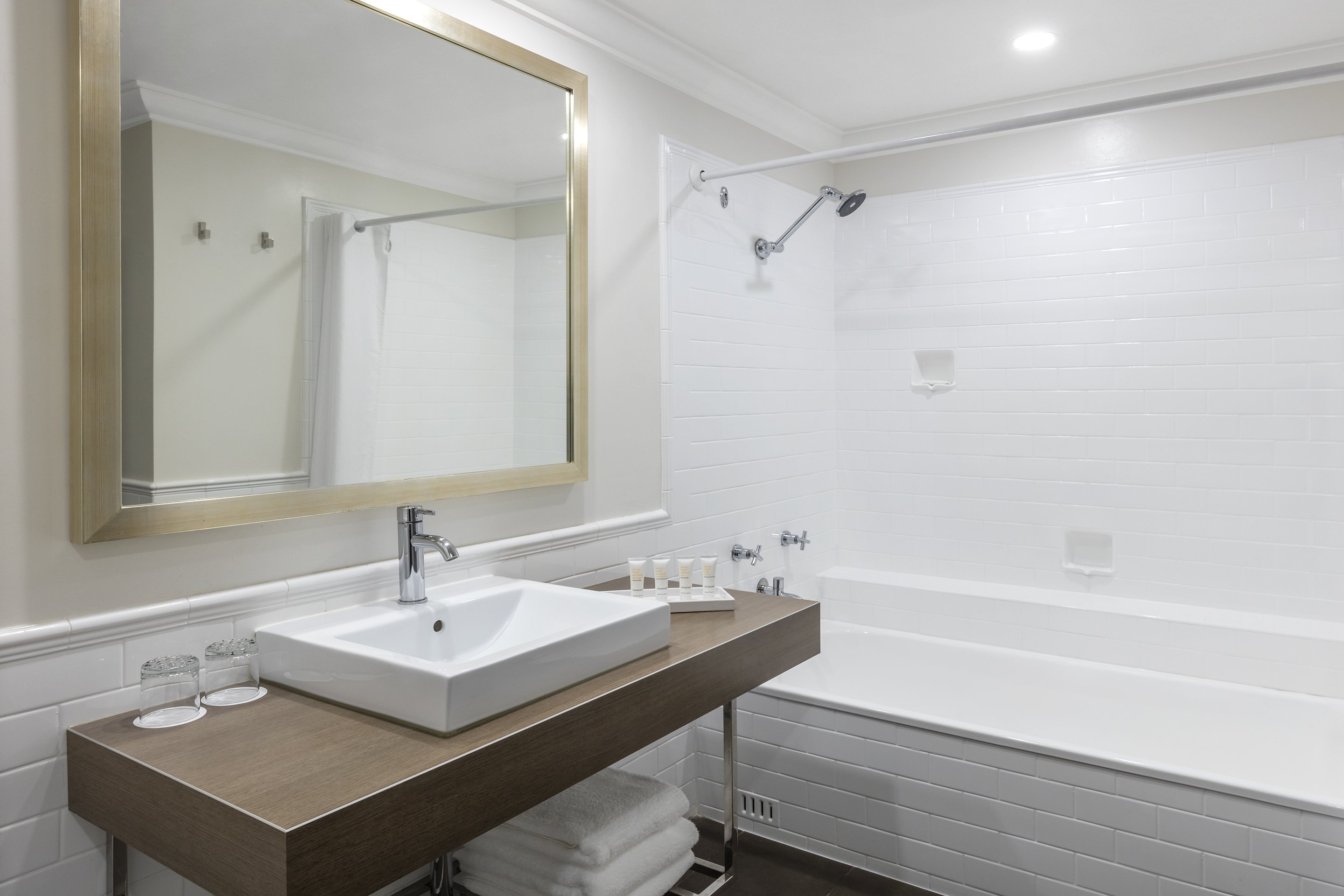 Crowne Plaza Terrigal 75/75