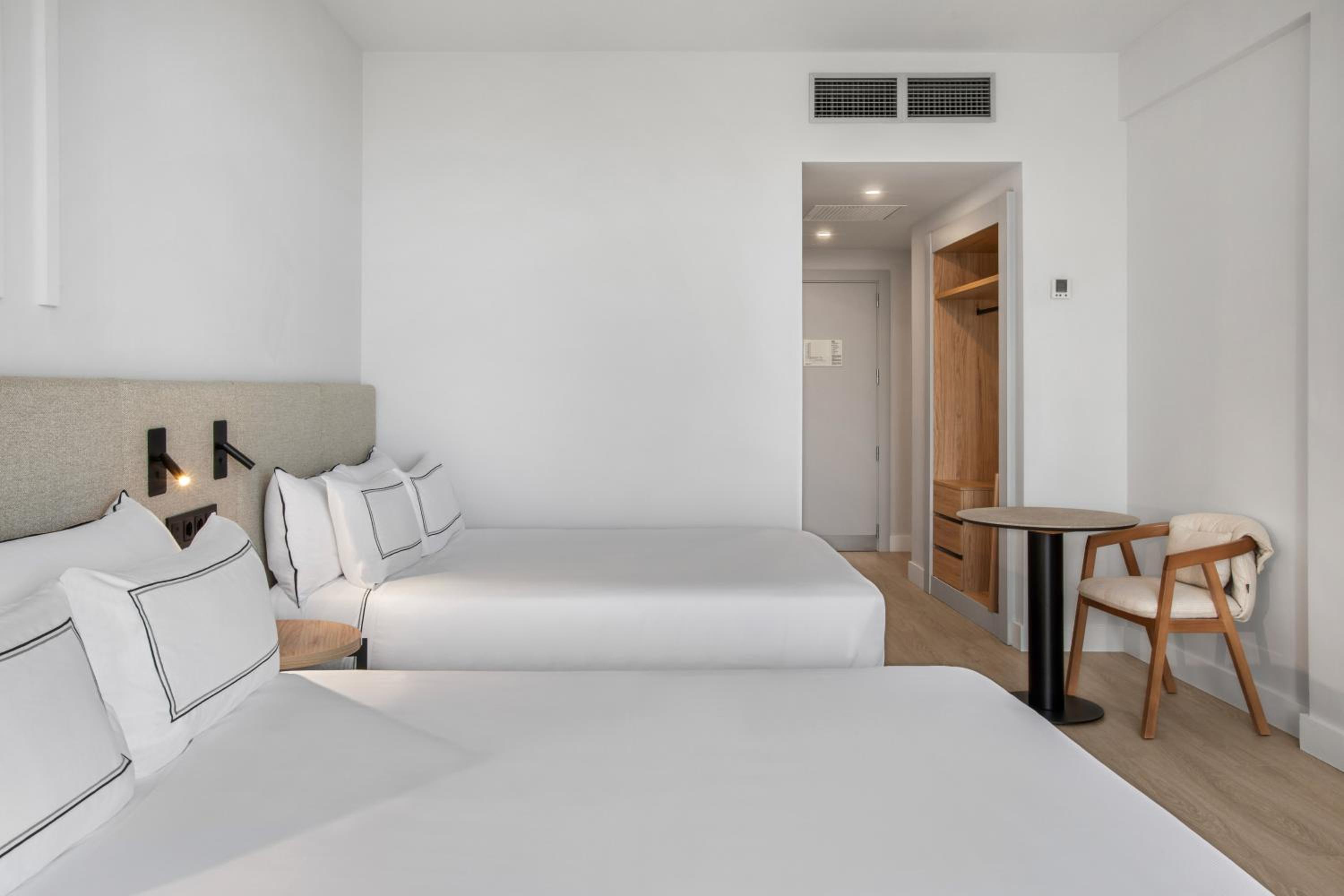 Grand, Premium, King Bed, Melia Lloret De Mar 7/10