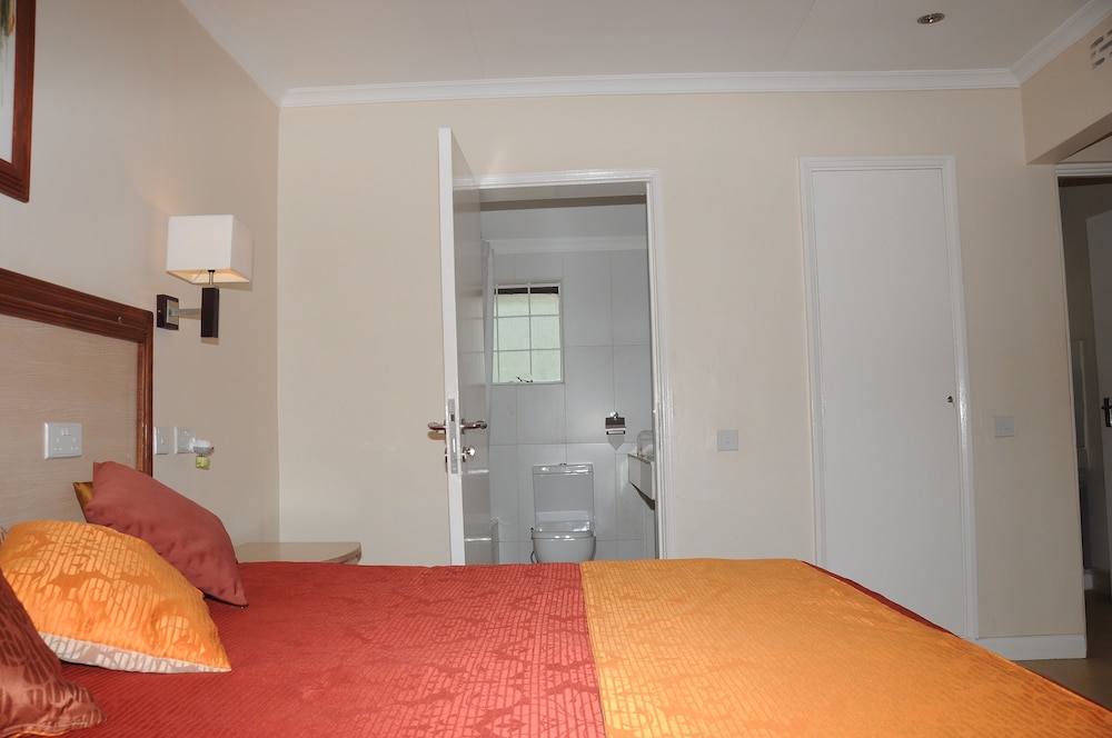 Hotel Riverview Westlands 20/50