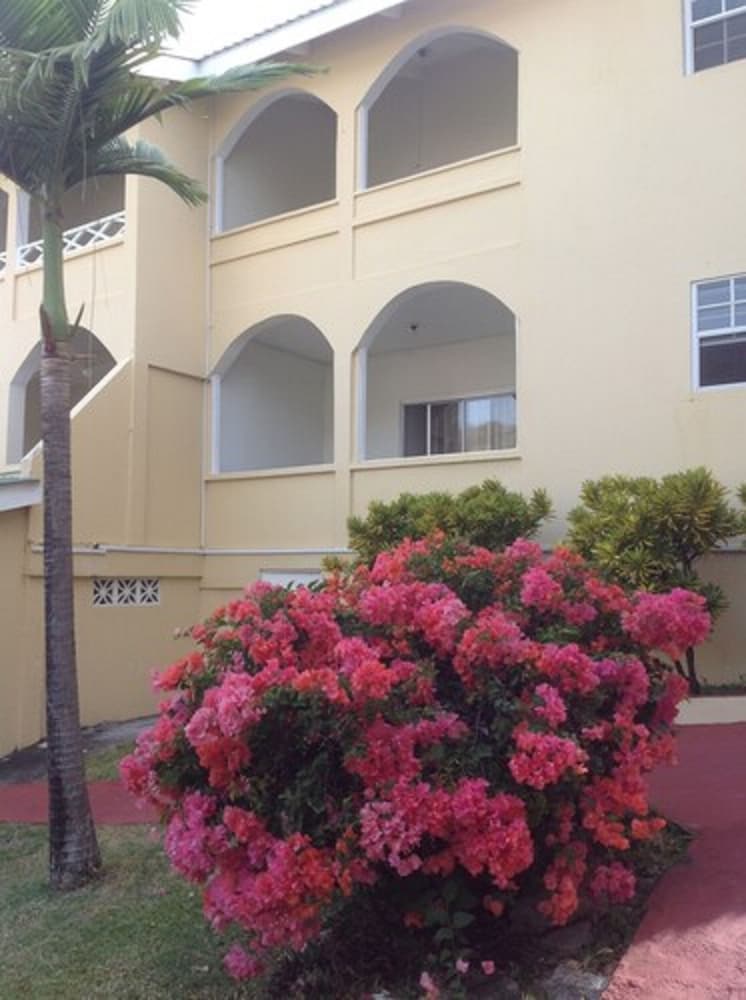 Wave Crest Holiday Apartments 21/51