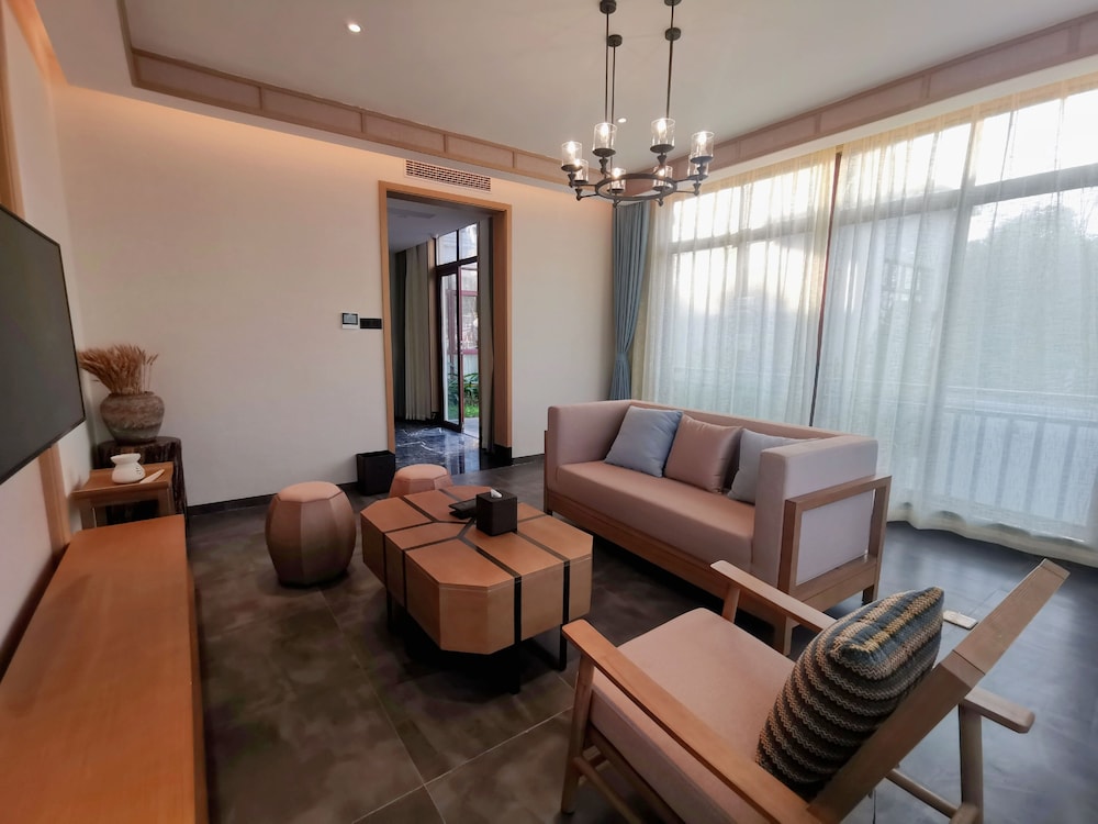Angsana Xishuangbanna 22/50