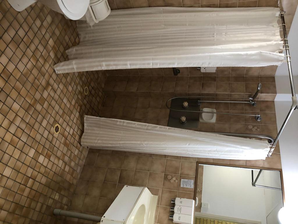 Chermside Motor Inn 38/39