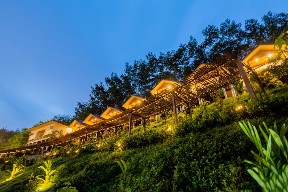 Khaosok River Home Resort 40/46