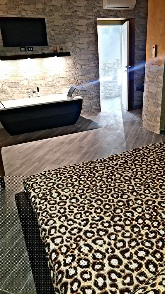 Excellence Suite 34/70