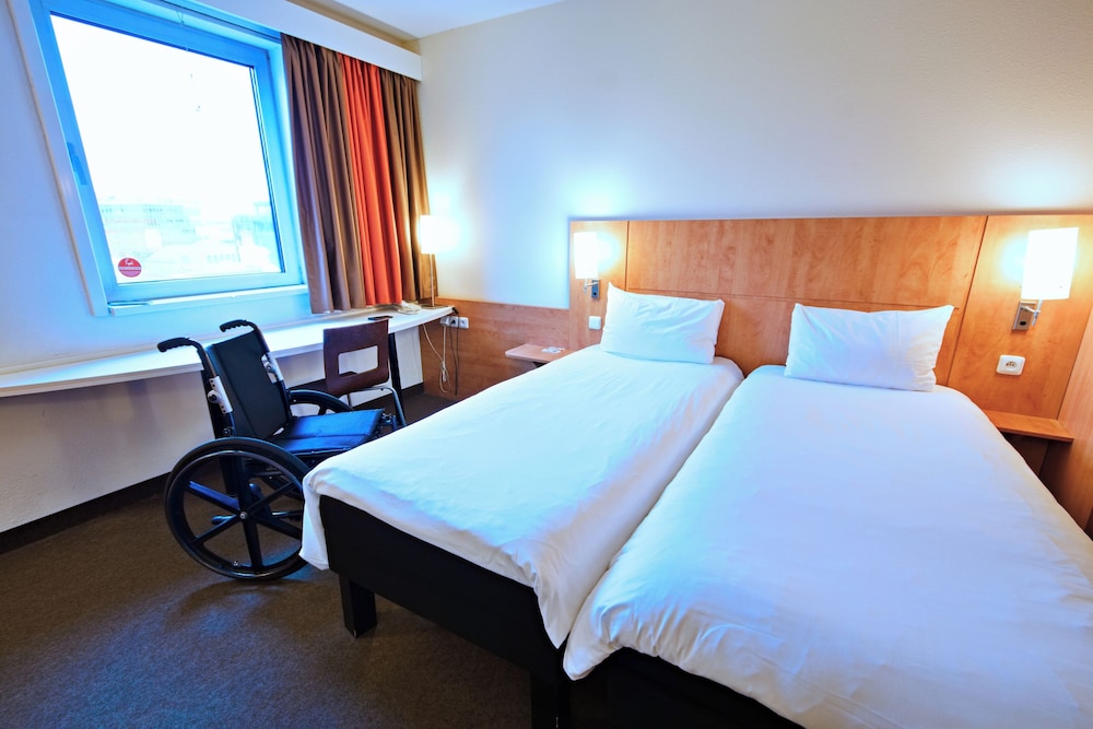 Ibis Praha Mala Strana 27/65