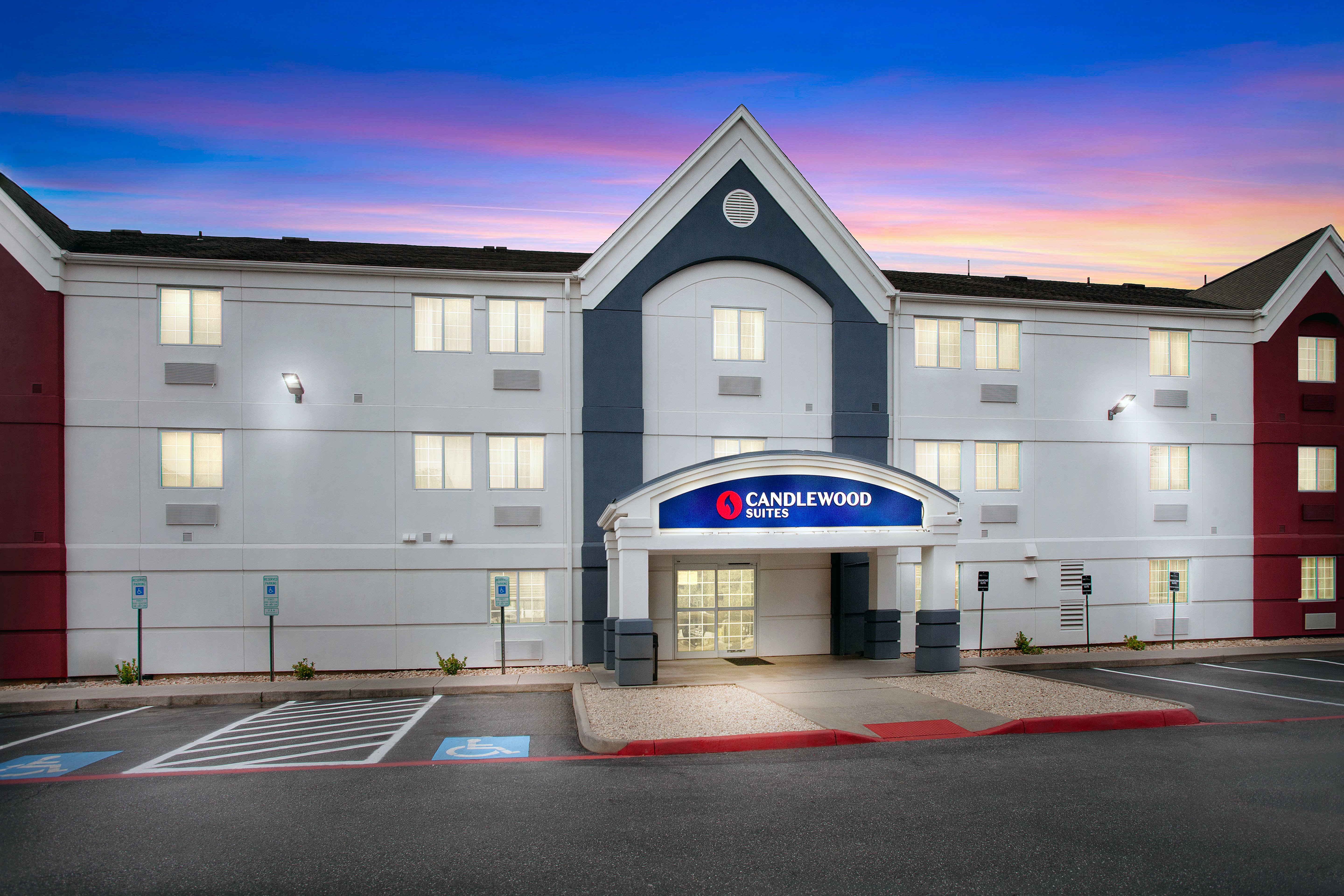 Candlewood Suites Harrisonburg 36/43