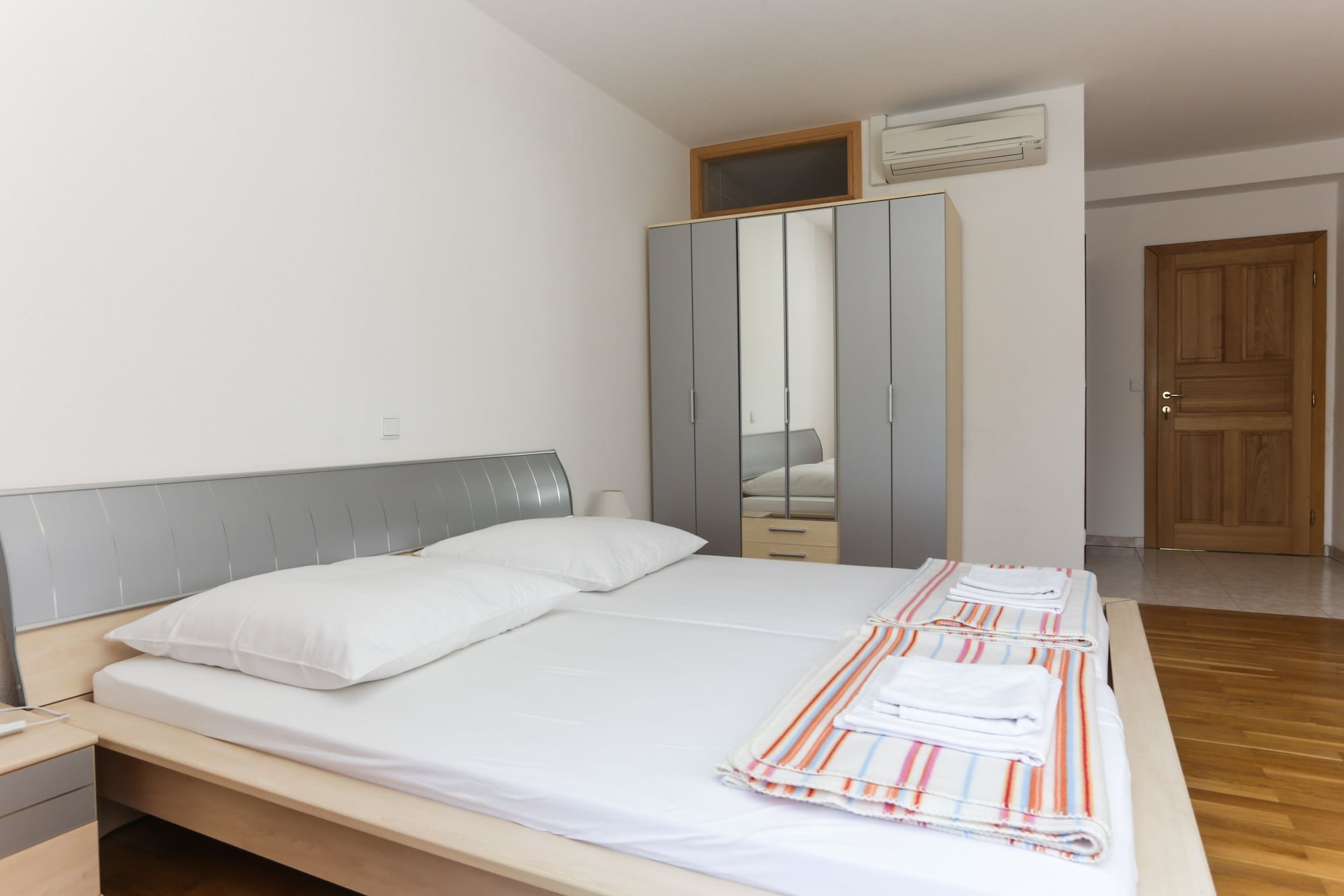 ROOM, DOUBLE BED, SEA VIEW
