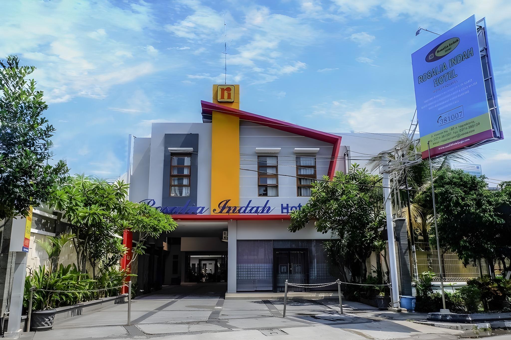 Rosalia Indah Hotel 3/17