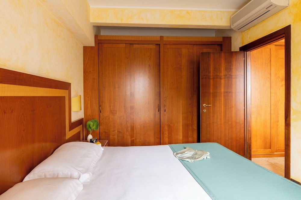 Superior room with view