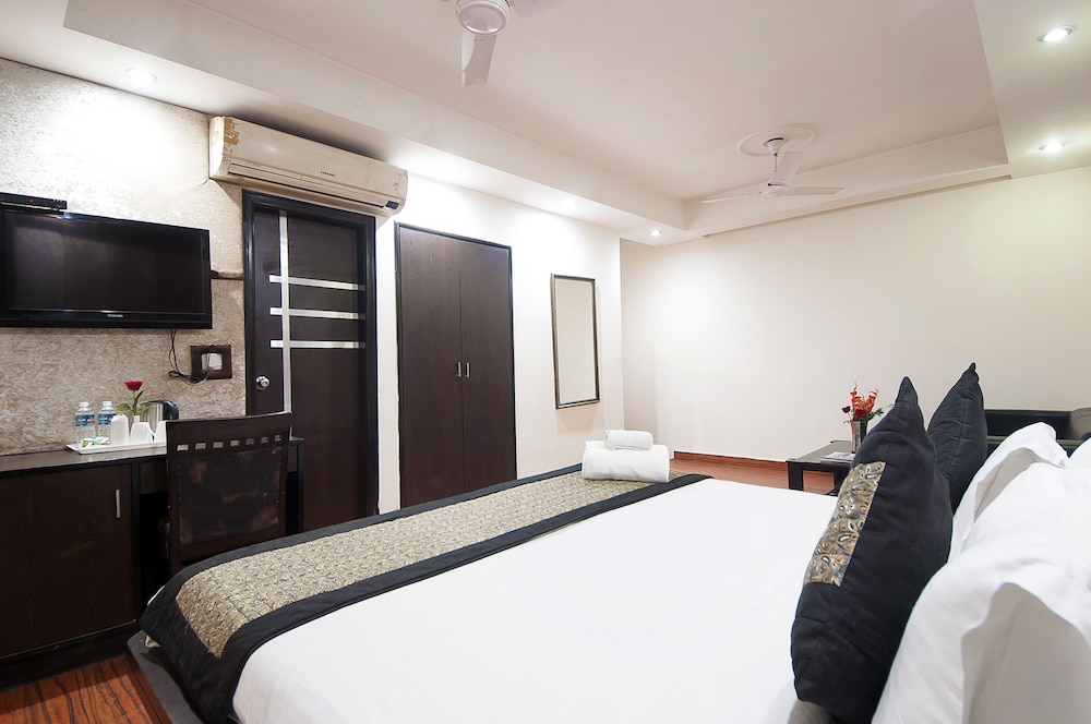 HOTEL APRA INTERNATIONAL 16/34